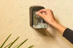 Master Lock Wall Mounted Storage Lock -Home Hardware 2393965 5 11