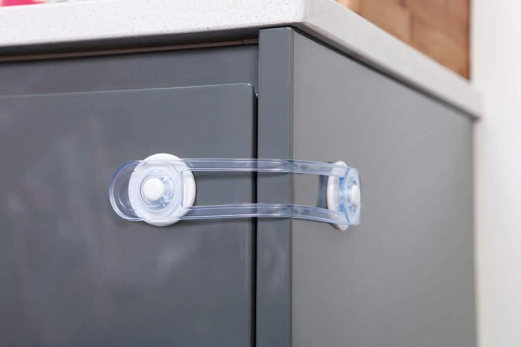 Dreambaby Multi-Purpose Latch - 3 Pack 4 Dreambaby Multi-Purpose Latch - 3 Pack - Image 2