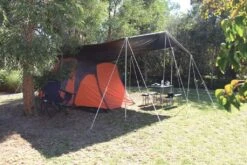 Polytuf Tarp Extra Heavy Duty D-Ring Tarp 5.5 X 7.3m 17 Polytuf Tarp Extra Heavy Duty D-Ring Tarp 5.5 X 7.3m -Home Hardware 3373917 7 10