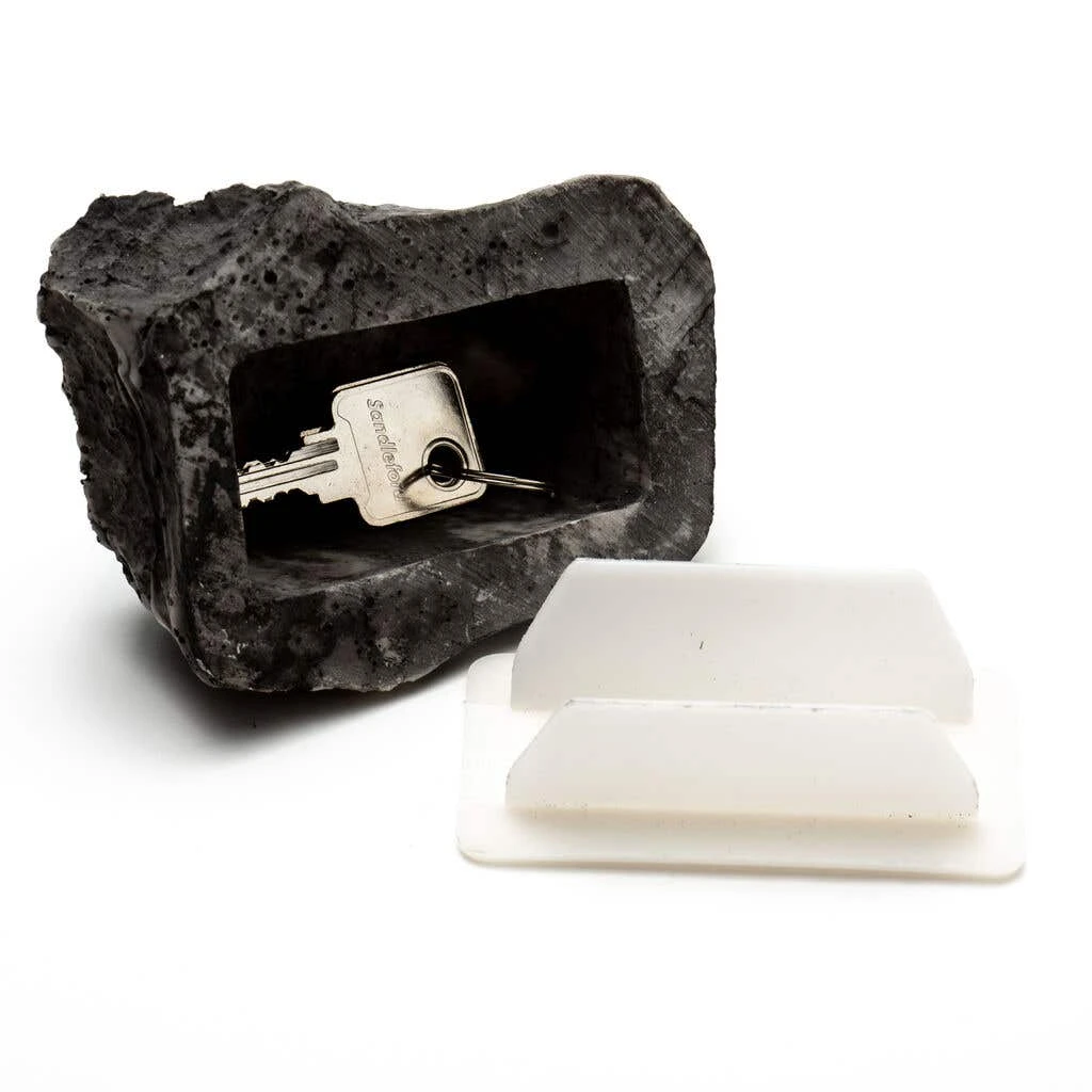 Sandleford Hide A Key Rock Safe 40 X 85 X 60mm 4 Sandleford Hide A Key Rock Safe 40 X 85 X 60mm - Image 2